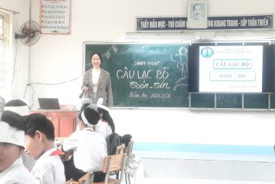 Sinh hoạt Câu lạc bộ Toán – Tin năm học 2025 – 2026